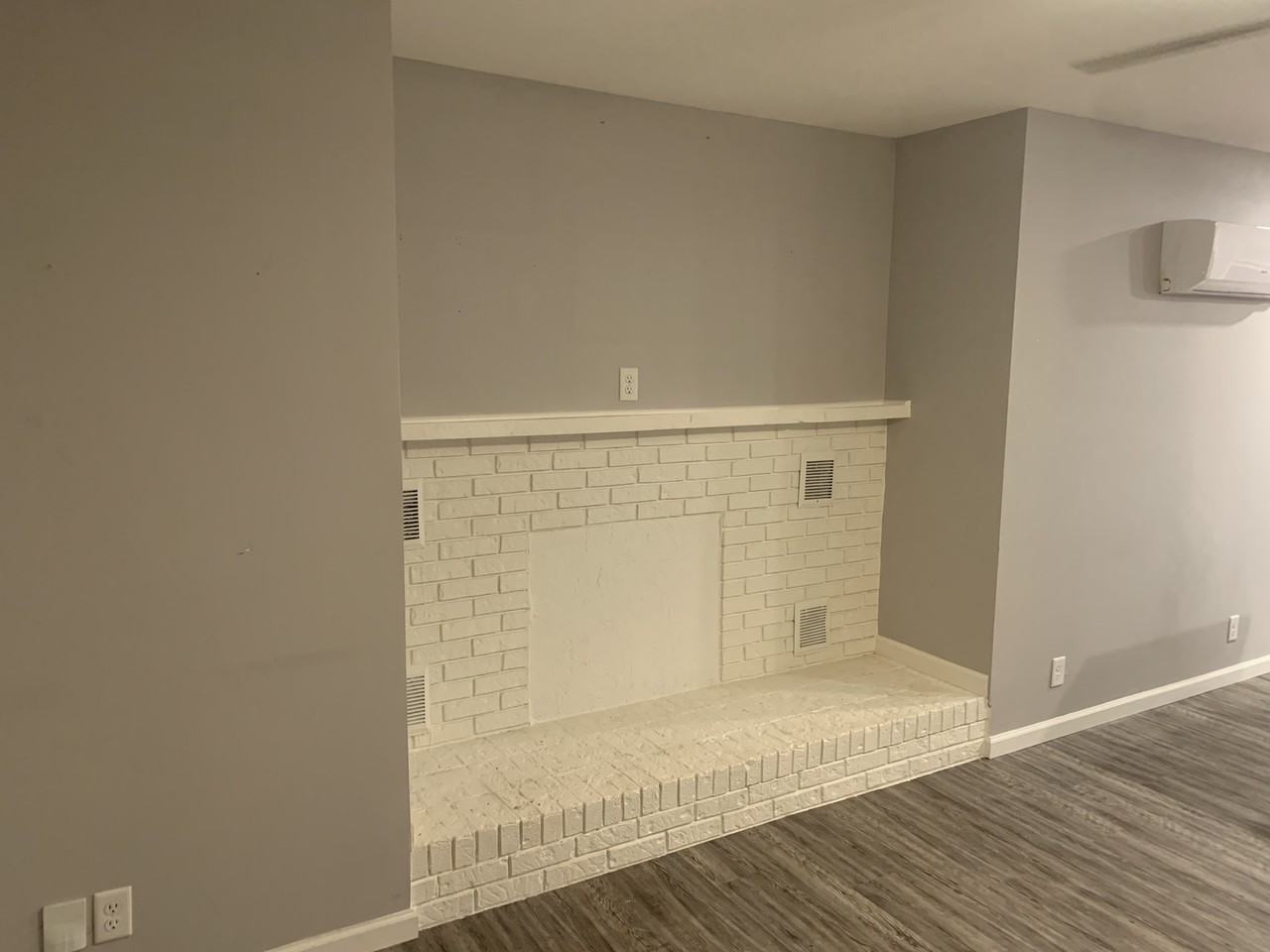 811 E Red Bud Rd #102 - Photo 2 of 9
