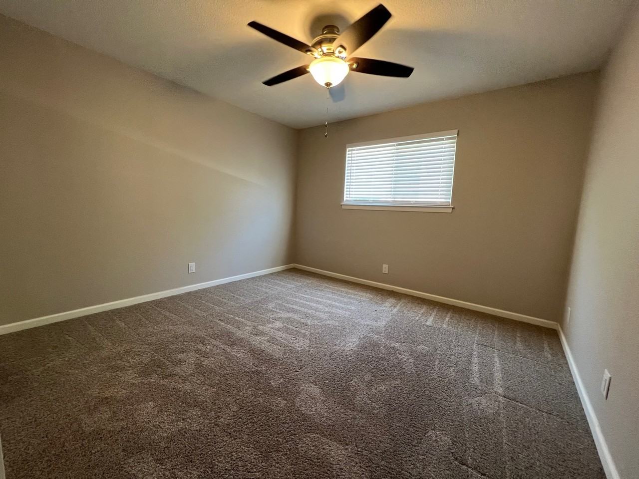 916 Blue Street New - 6 #6 - Photo 5 of 6