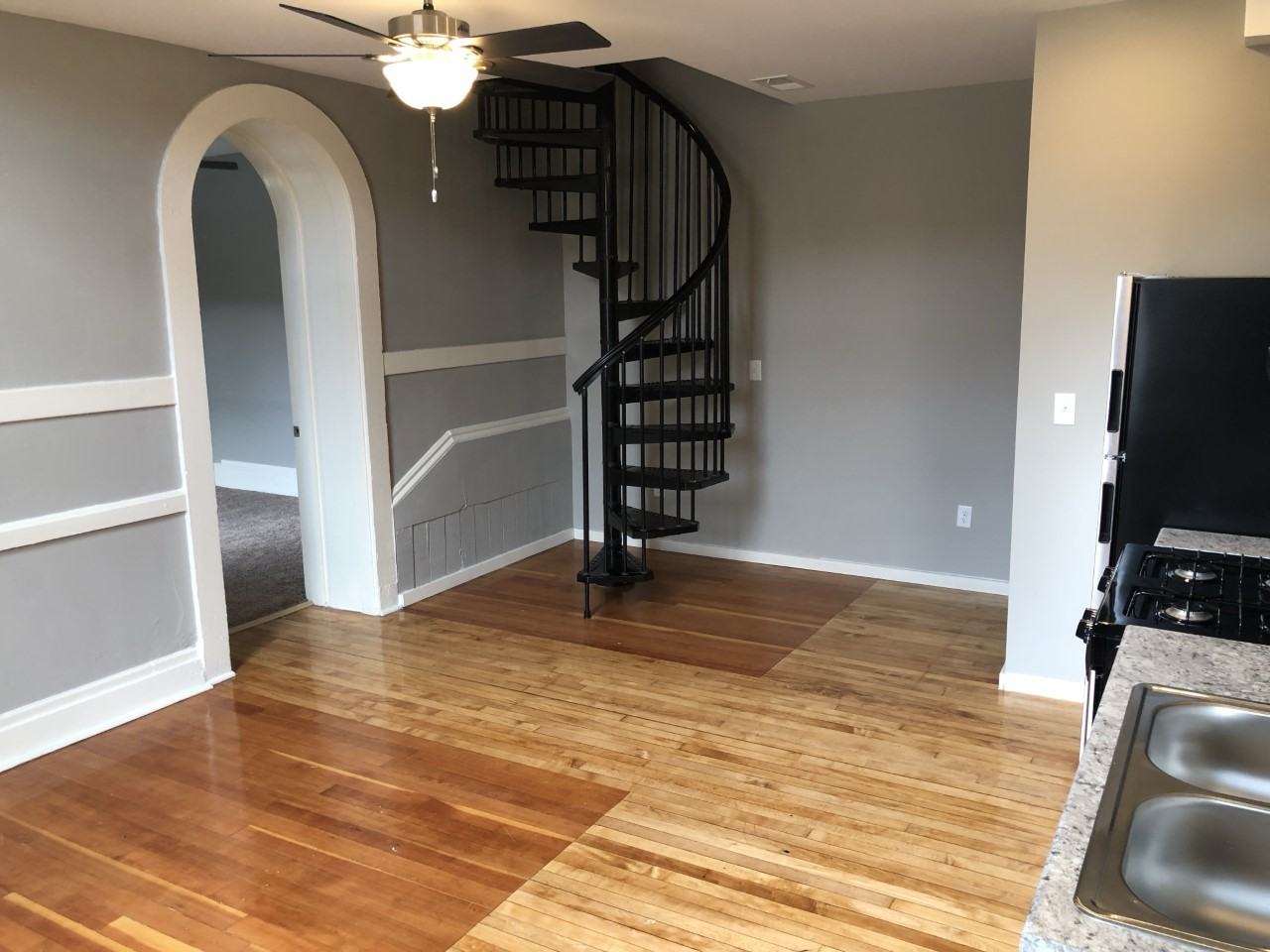 421 Brady St #10 - Photo 5 of 12
