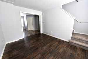 featured image of 99 Ennis Dr #3