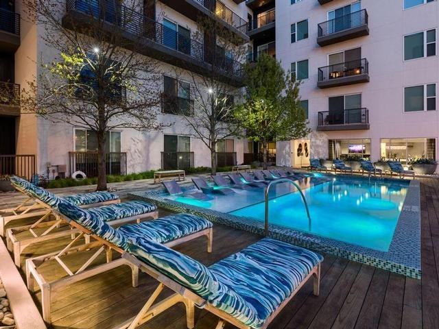 4209 Mckinney Ave - Photo 6 of 22