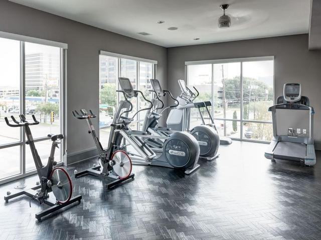 4209 Mckinney Ave - Photo 3 of 22