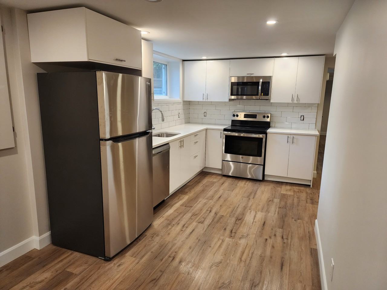 Queensline Dr & Nanaimo Dr #B