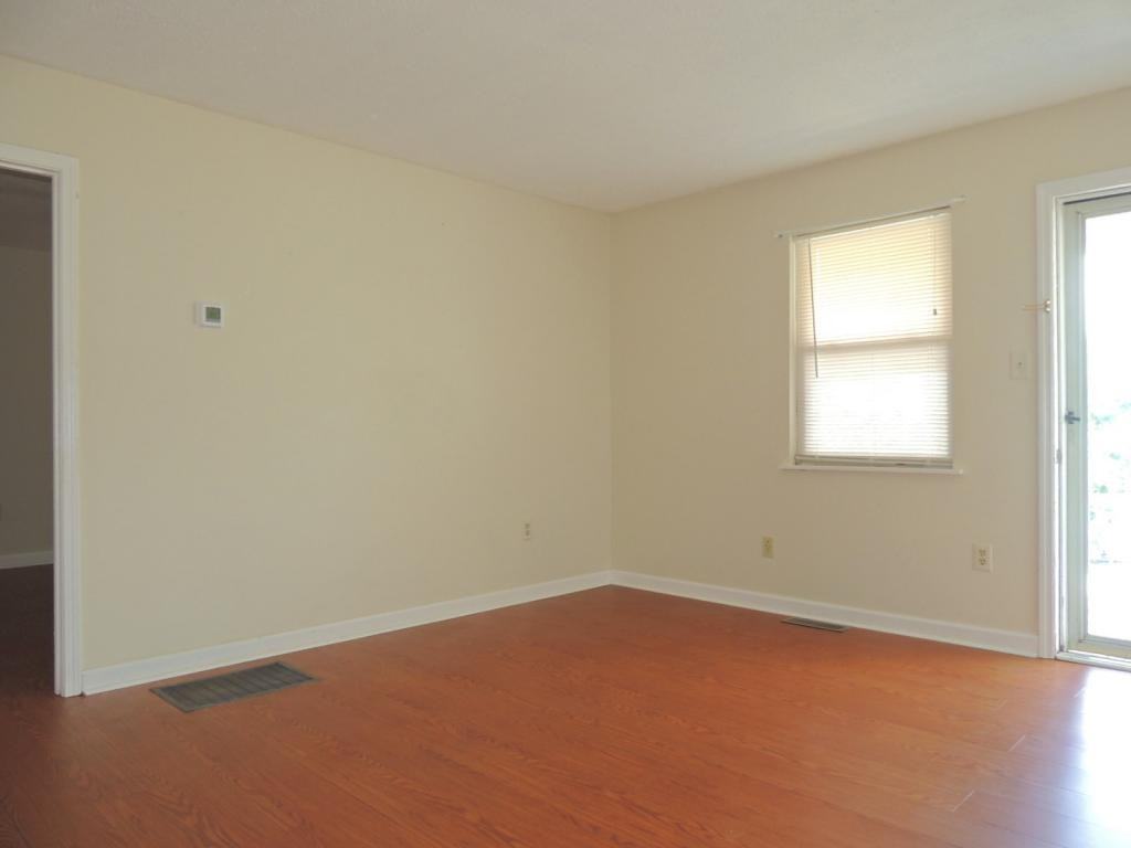 2884 Blue Ridge Dr - Photo 3 of 11