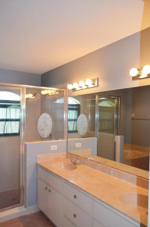 16 Westminster Dr - Photo 6 of 19