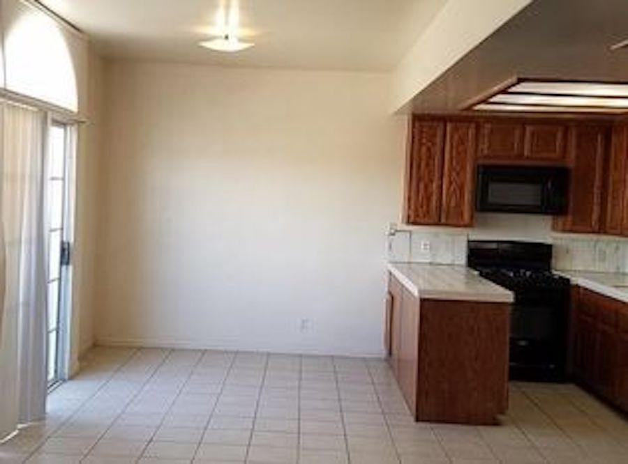 8648 Lupine Loop Dr - Photo 4 of 10