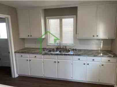 21 N Flower St - Photo 3 of 13