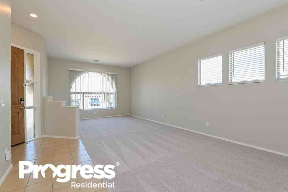 7825 W Freedom Eagle Dr - Photo 3 of 21