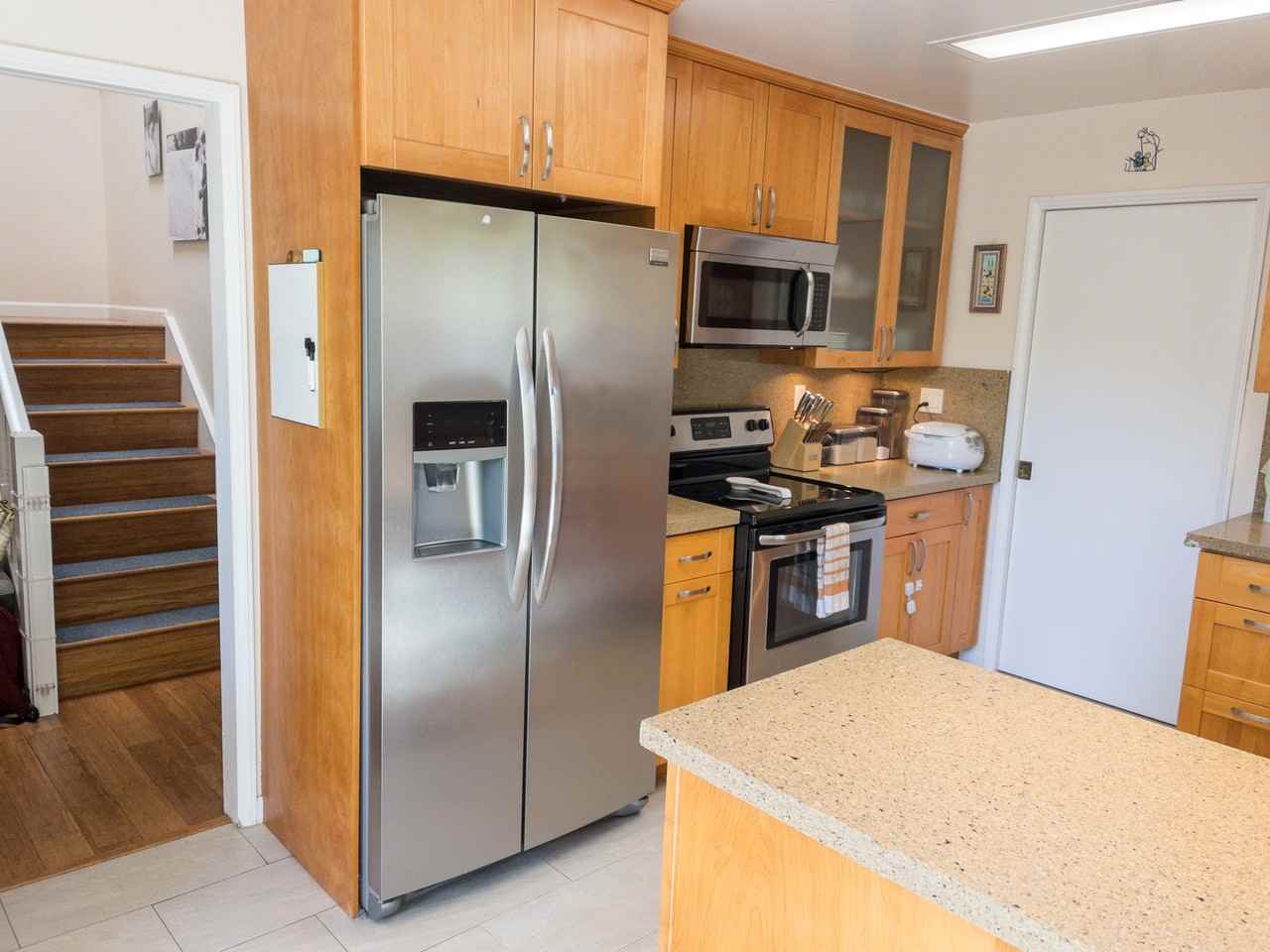 2458 Sharon Oaks Dr #2458 - Photo 3 of 14