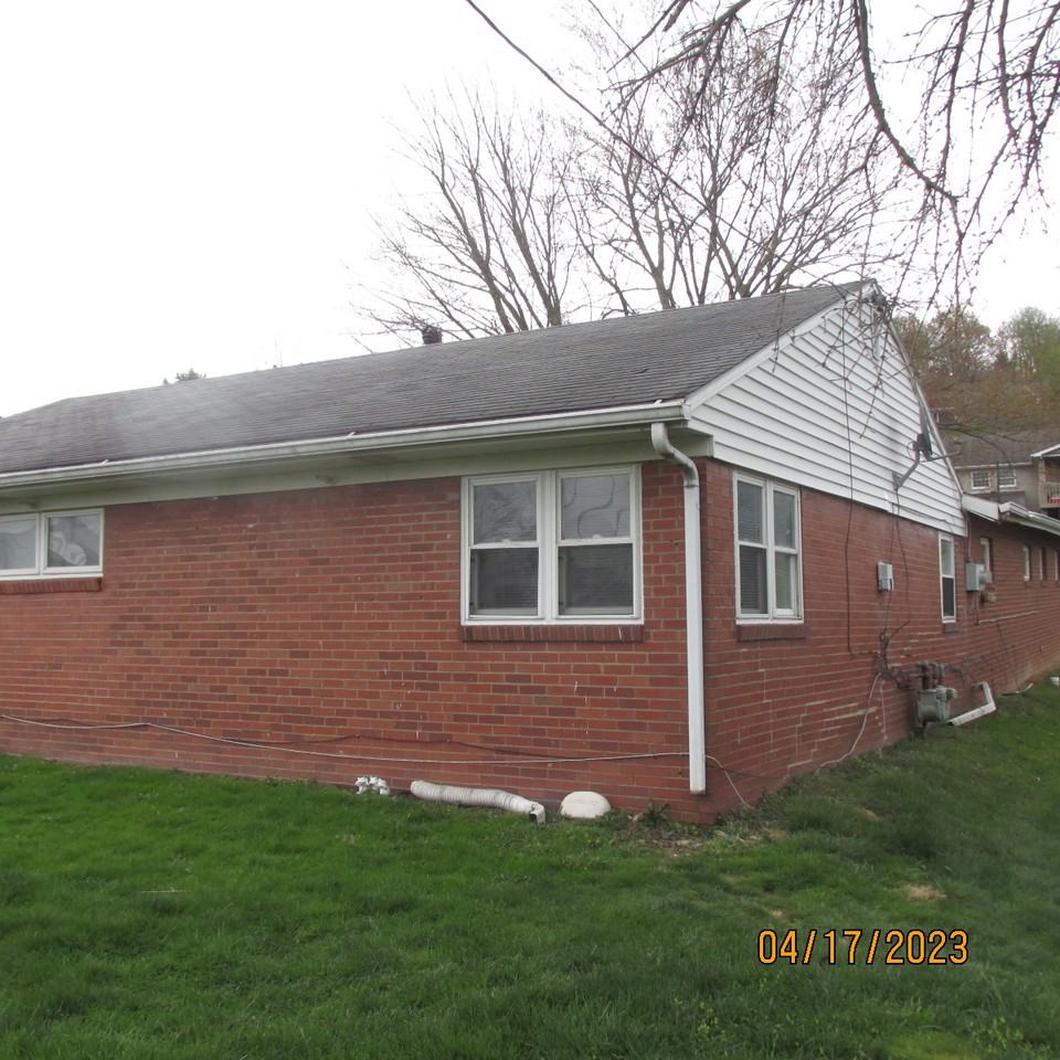 2503 Martha St - Photo 2 of 22