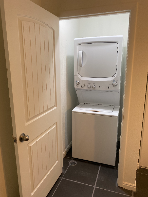 333 Nw Casita - Photo 3 of 9