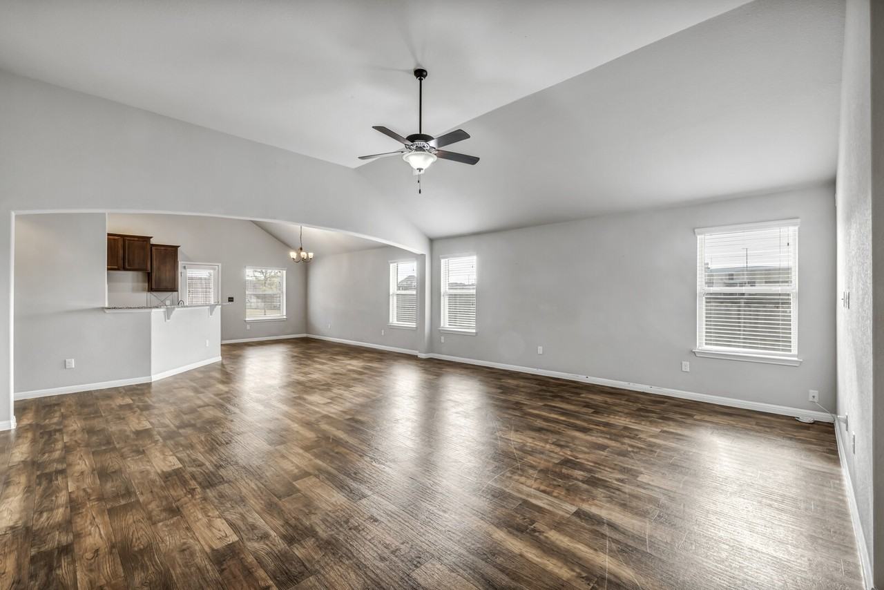 539 Merlin Ln #1 - Photo 5 of 11