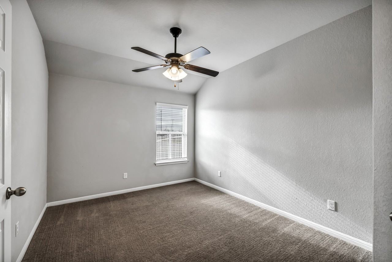 539 Merlin Ln #1 - Photo 6 of 11