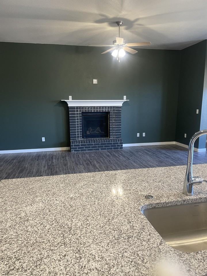 1334 Bourbon St #1 - Photo 5 of 29