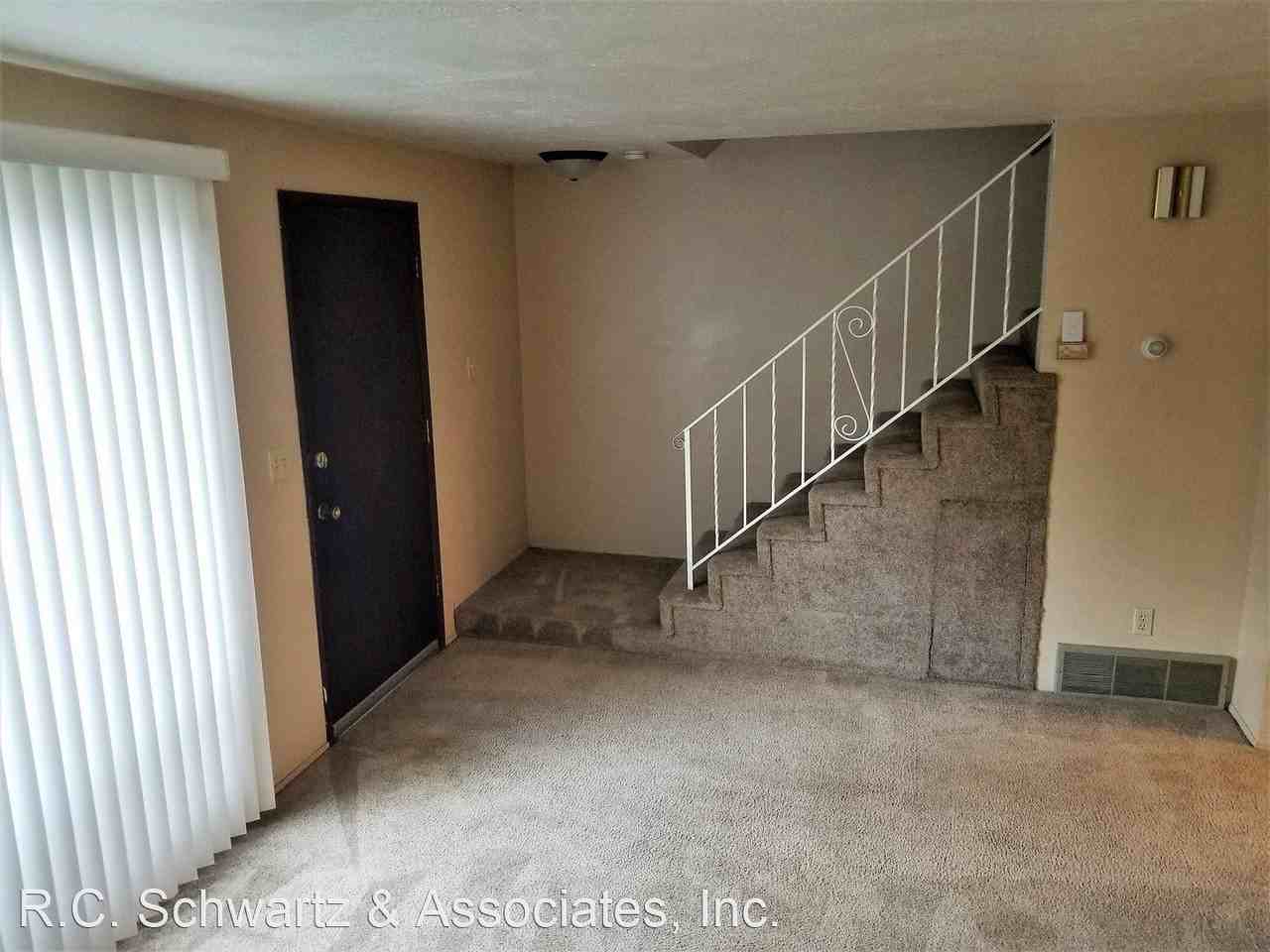 10024/10026 N Whitworth Dr. - Photo 2 of 11