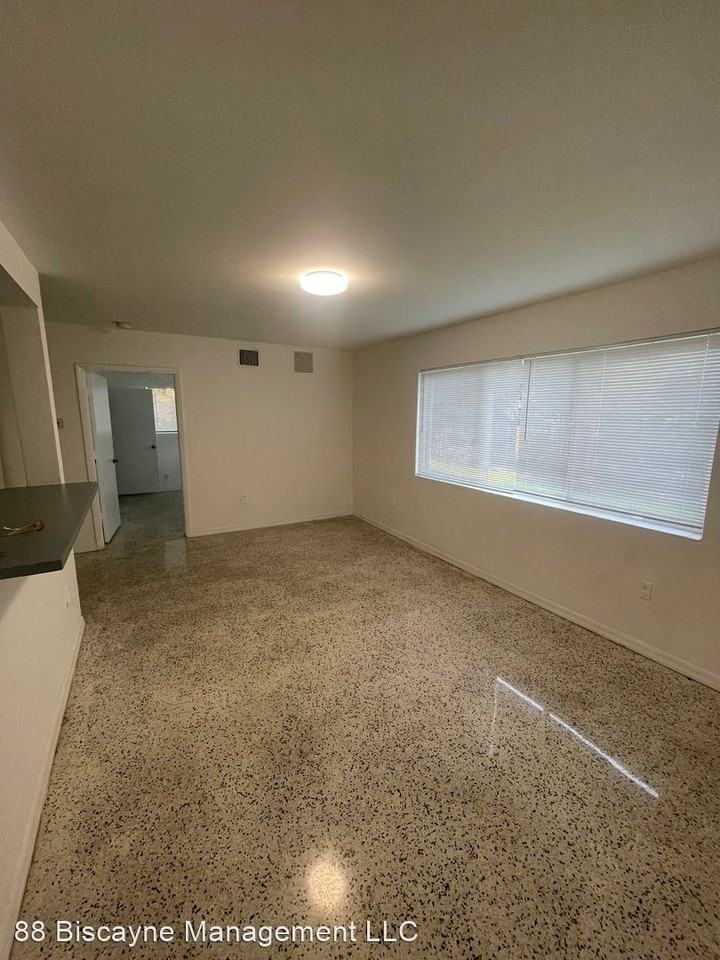 660, 670, 680 NE 88 Terrace - Photo 2 of 21