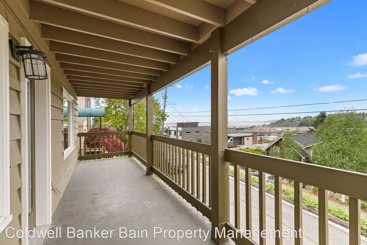 2060 13th Ave W - Photo 3 of 11