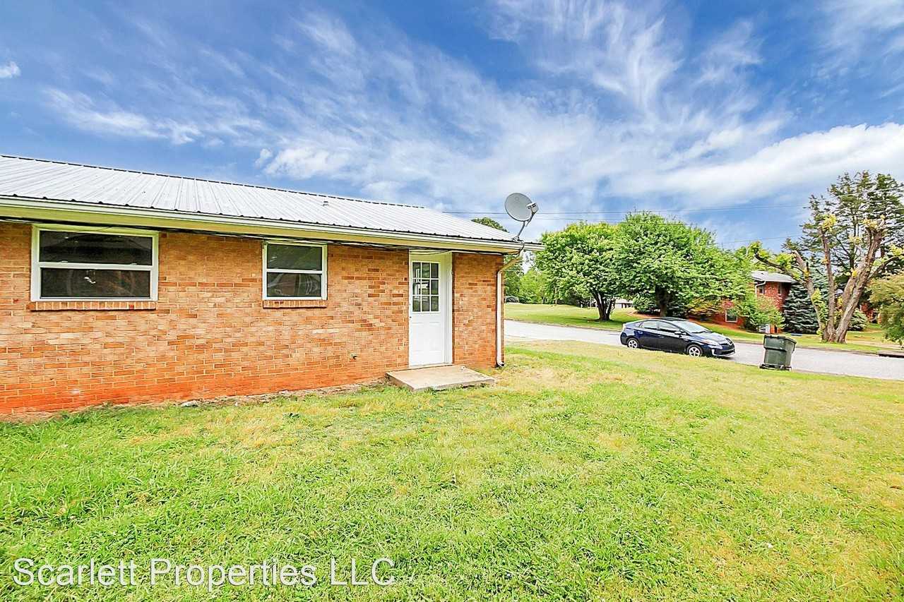 1860 16 Avenue, NE Units A-D - Photo 2 of 25