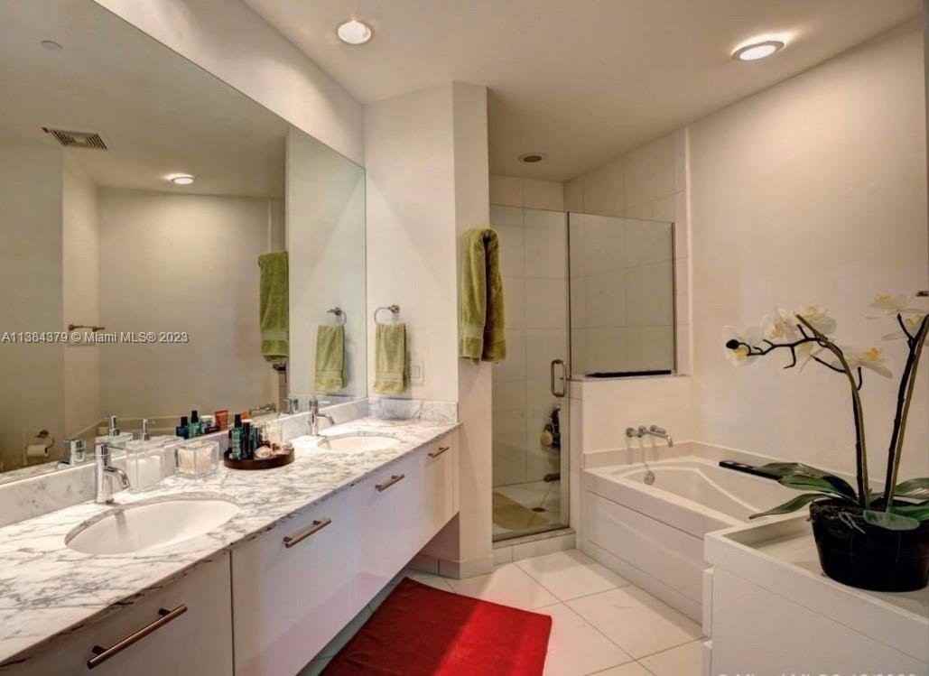 55 Se 6th St #4301 - Photo 2 of 8
