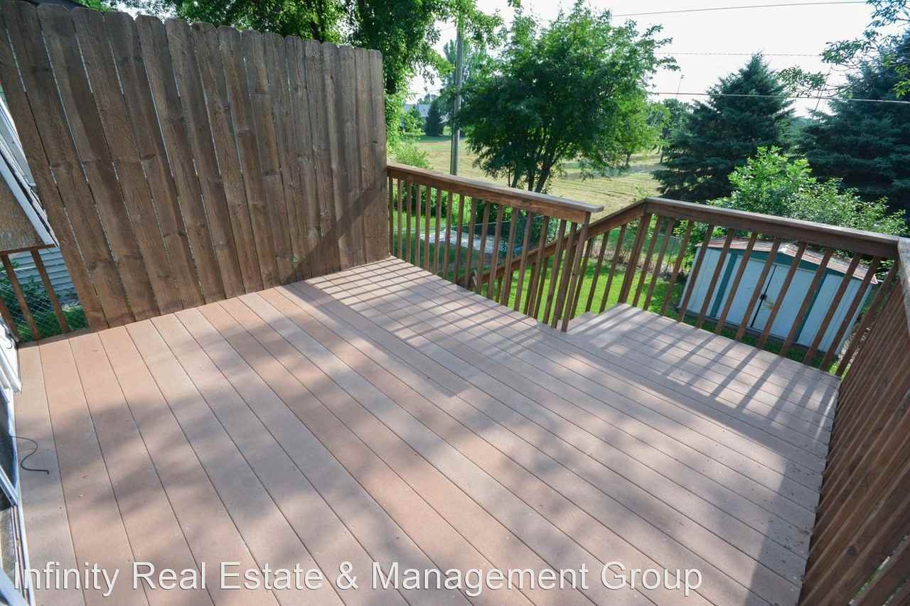 4442 13th Ave Nw - Photo 3 of 14