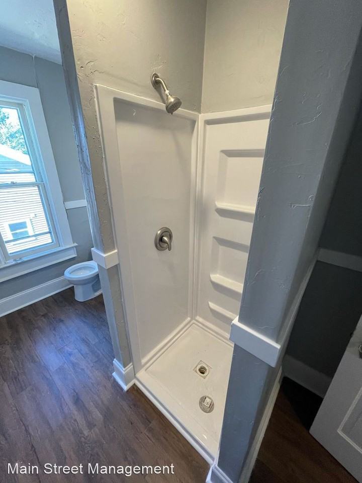 200 S. Maple Ave. - Photo 3 of 12