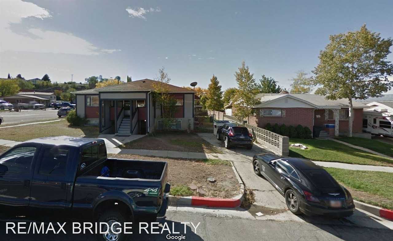 400 N and 700 E - Photo 2 of 3