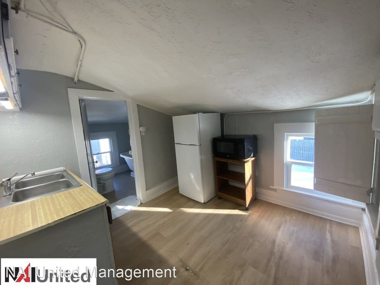 2114 - 2116 S St Marys - Photo 3 of 5