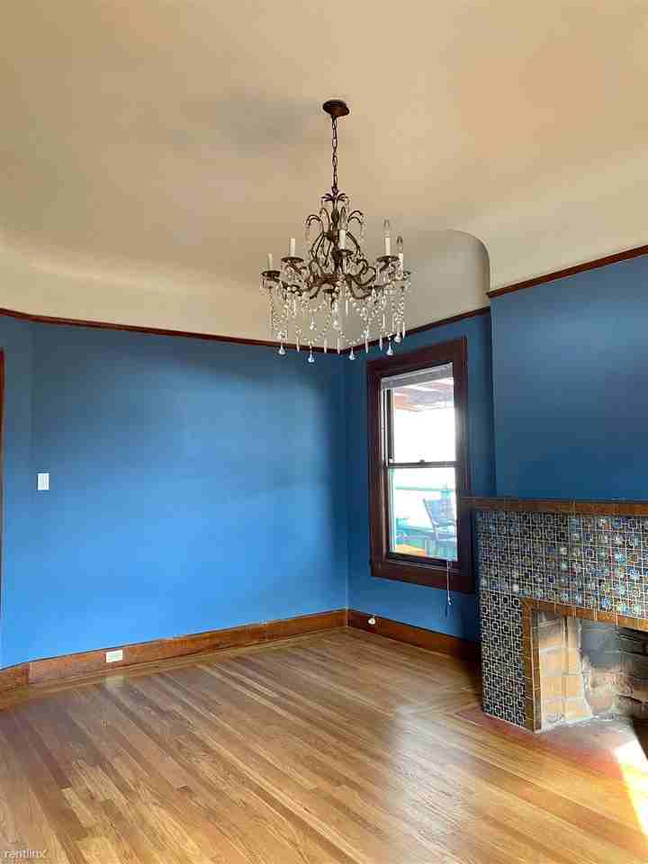 3632 26th St - Photo 3 of 19