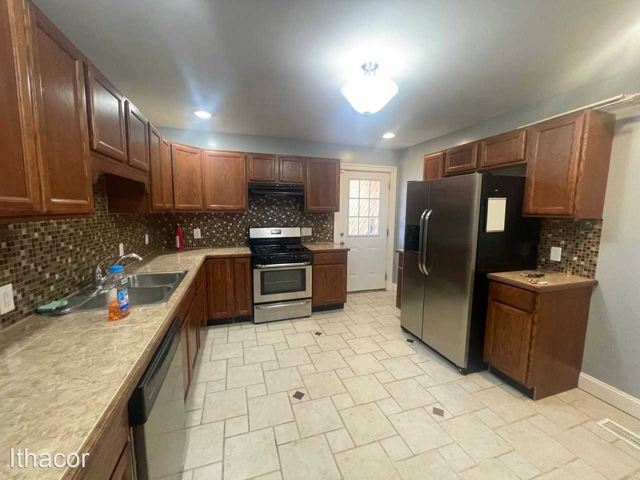 30-32 Pomeroy St - Photo 2 of 12