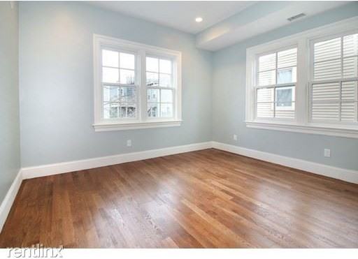 16 Gerald Rd - Photo 2 of 11