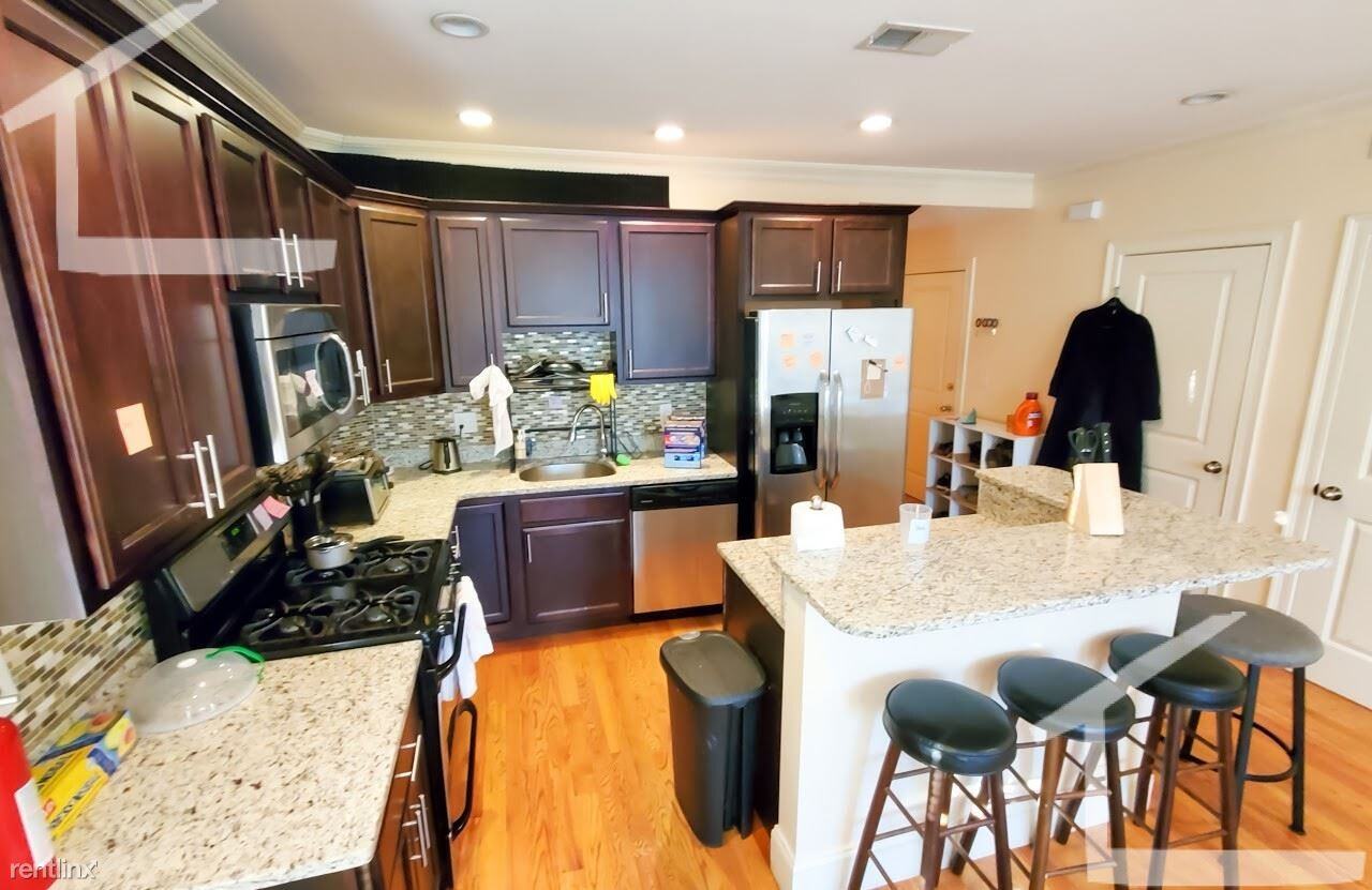 13 Sparhawk St - Photo 2 of 15
