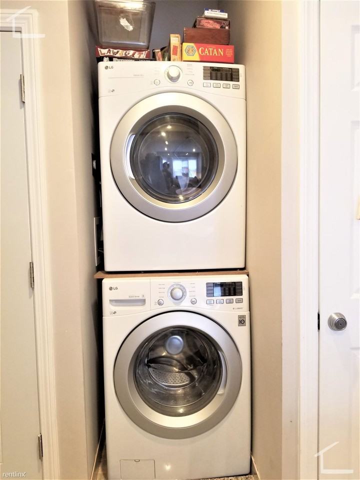 77 Linden St - Photo 2 of 34