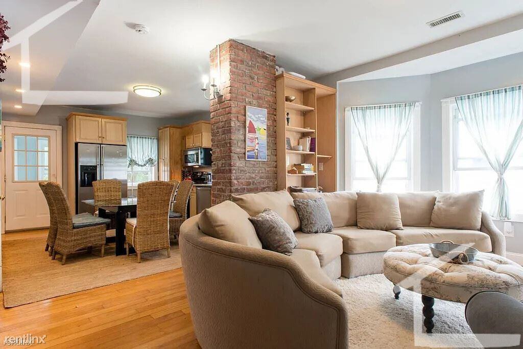 17 Holman St - Photo 2 of 21