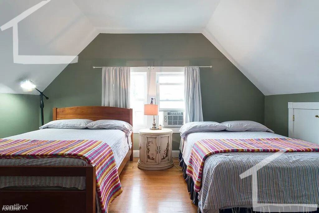 17 Holman St - Photo 3 of 21