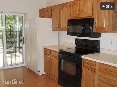 105 Cedar St #2 - Photo 2 of 7