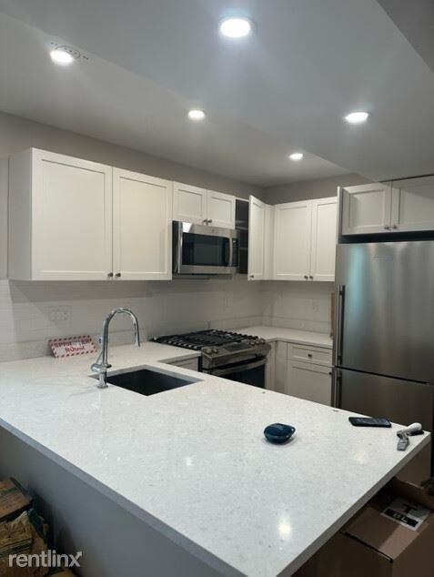 13 Greylock Rd - Photo 2 of 9