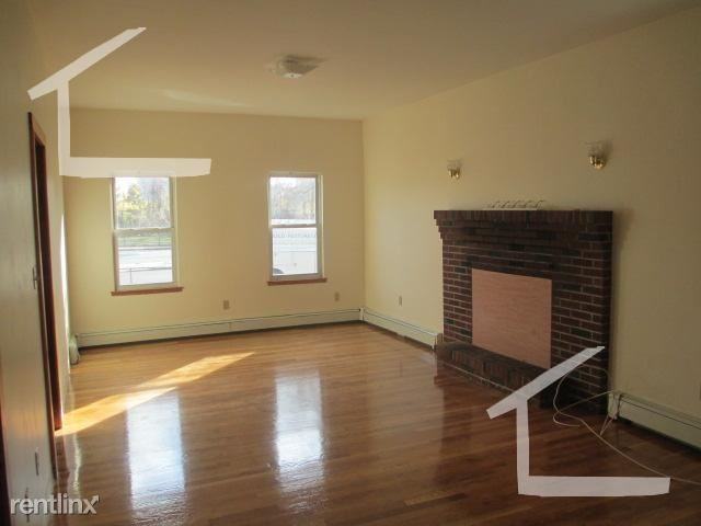 171 Cambridge St - Photo 3 of 7