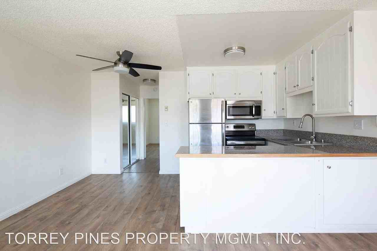 11th Street Apartments - Photo 3 of 13