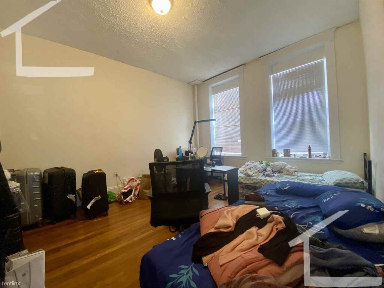 309 Huntington Ave - Photo 2 of 3