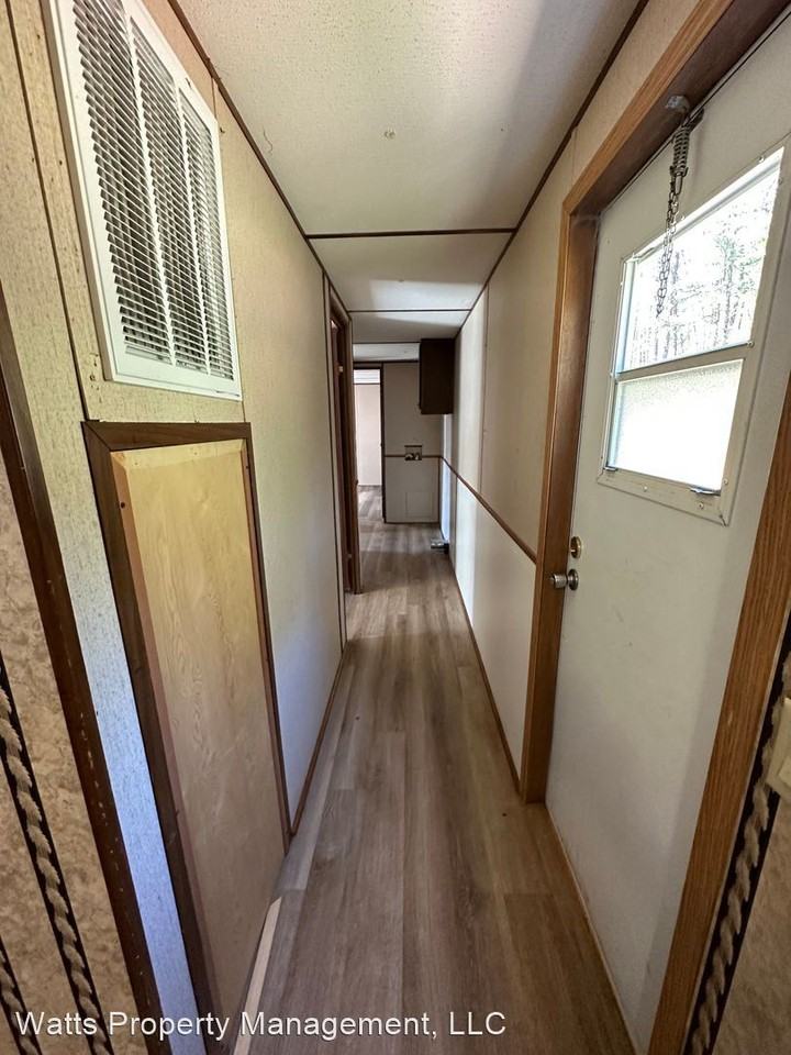 7121 E Ferry Rd - Photo 2 of 15