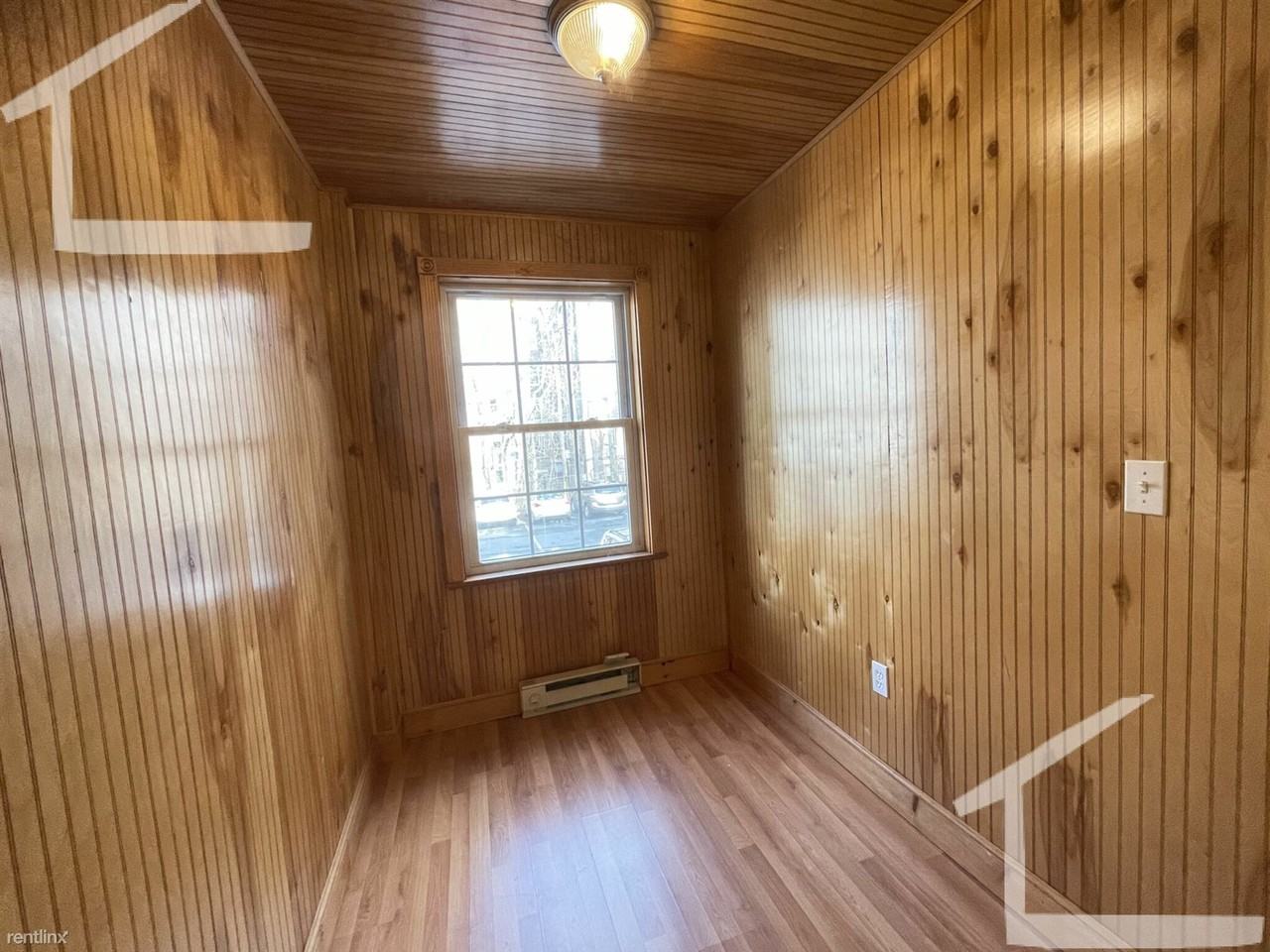 194 Kelton St - Photo 2 of 30