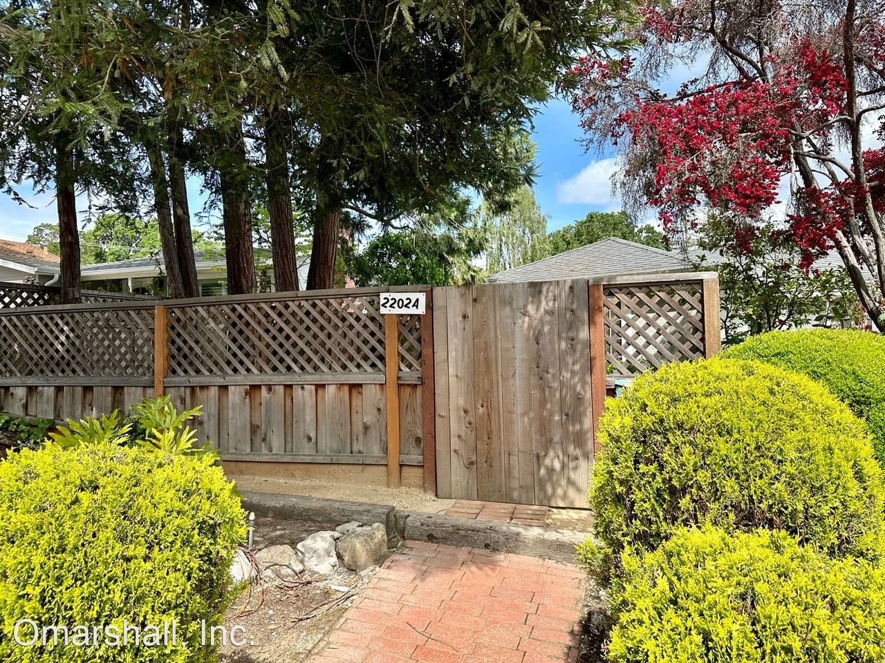 2202 Vera Ave - Photo 2 of 20