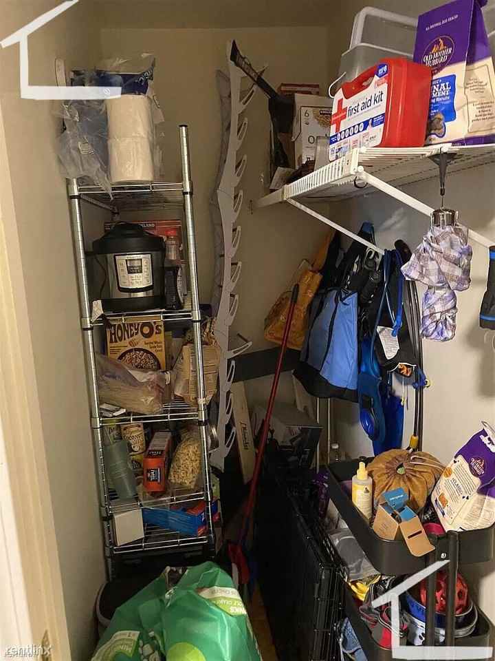 36 Raymond St #36 - Photo 2 of 11