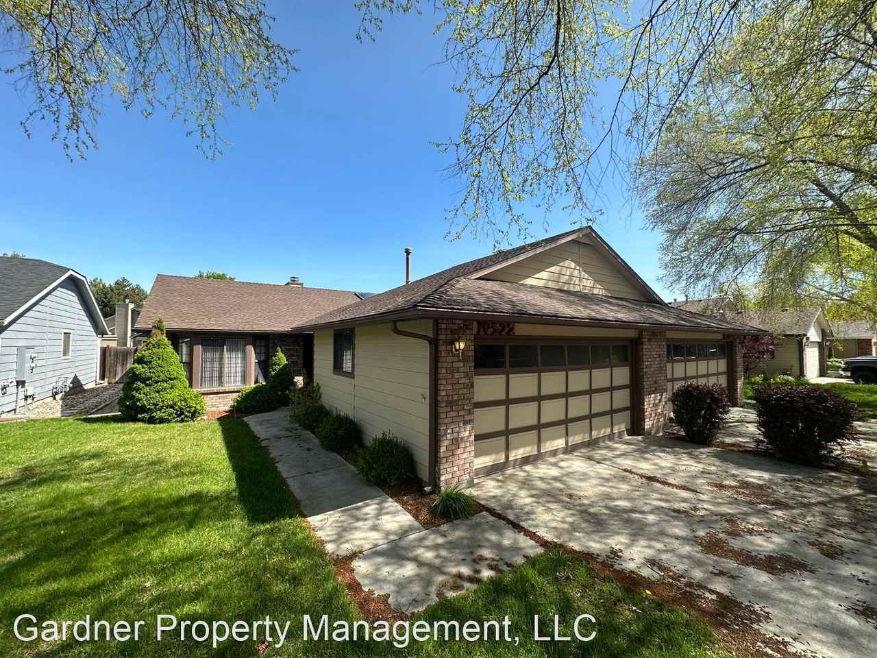 10520 - 10522 W. Edna St. - Photo 2 of 11
