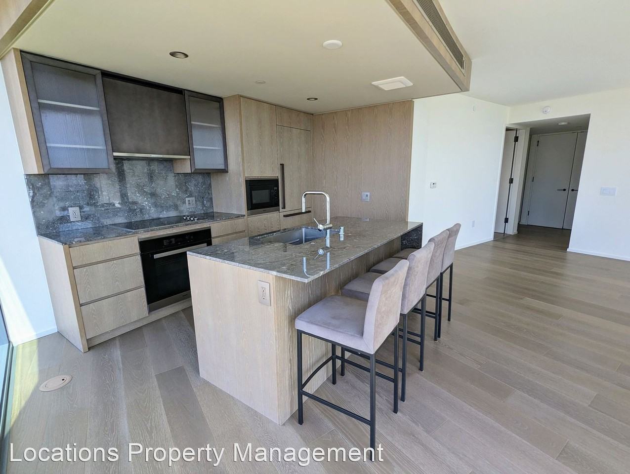 1000 Auahi Street - Photo 3 of 32