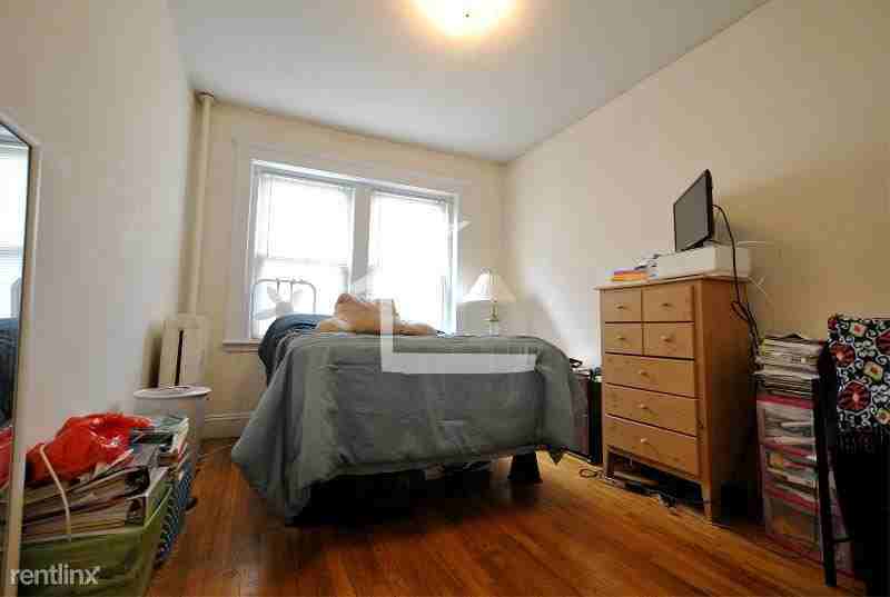 251 Kelton St - Photo 3 of 6