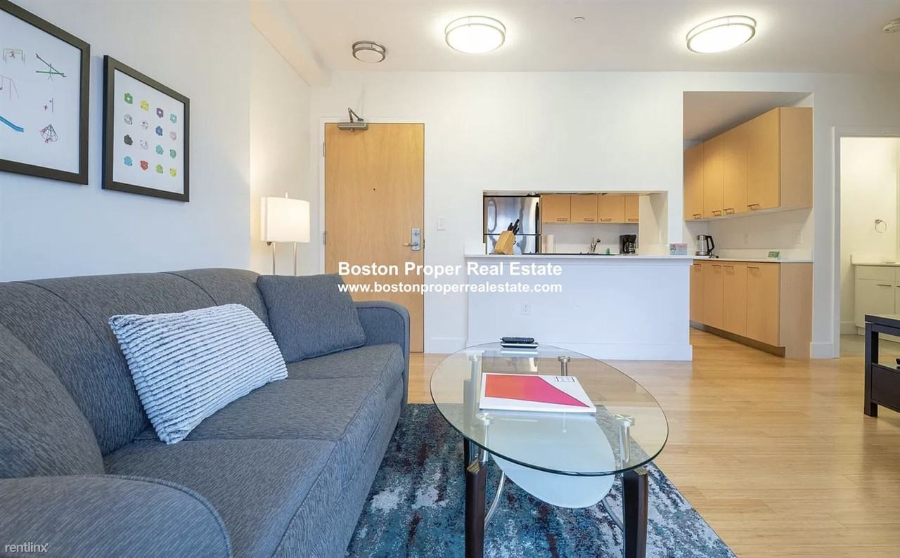 1085 Boylston St - Photo 3 of 7