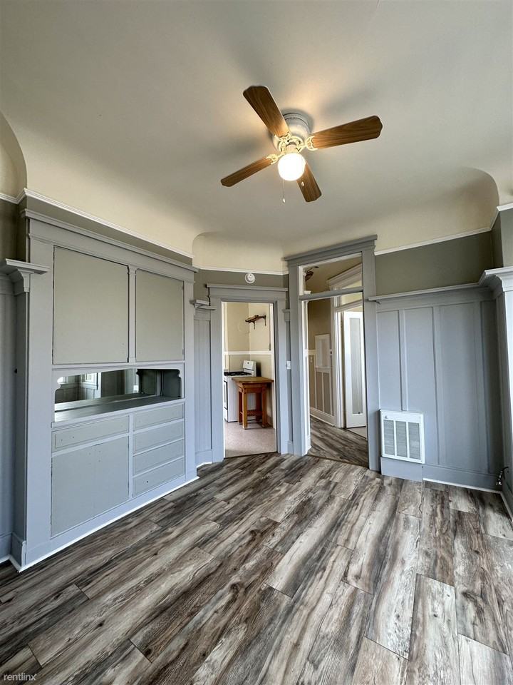 949 Columbus Ave - Photo 2 of 8