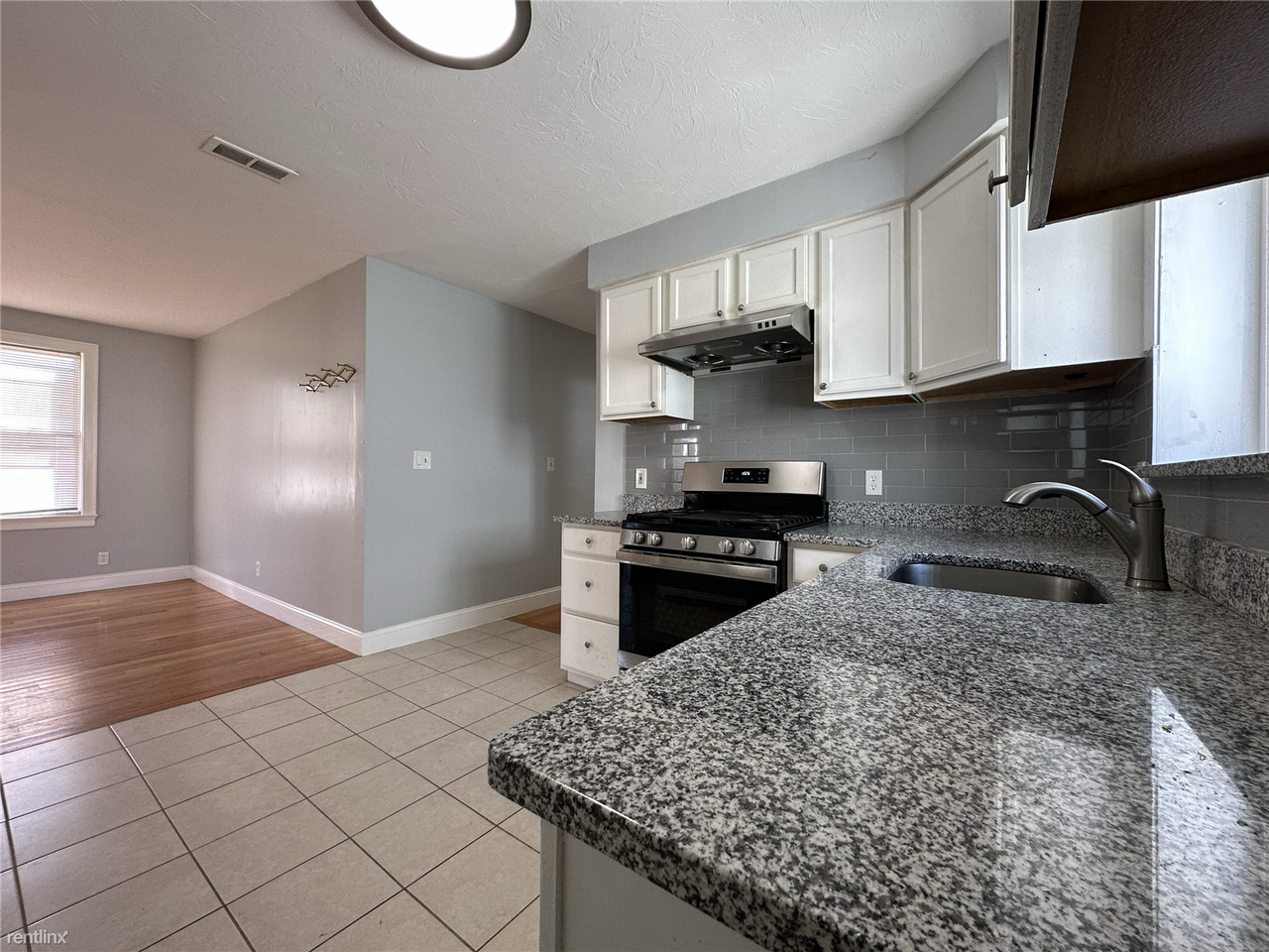 21 Hecla St - Photo 3 of 11