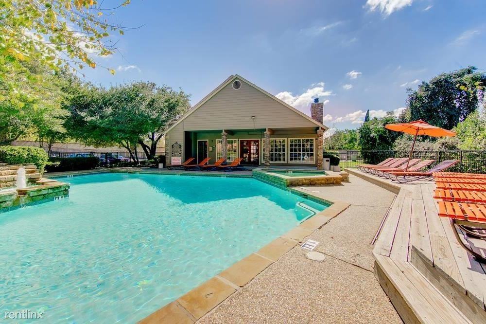 7324 Skillman St - Photo 2 of 16